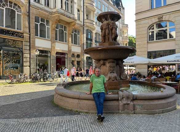 מטפל/ת בכוסות רוח - יואב פולצק